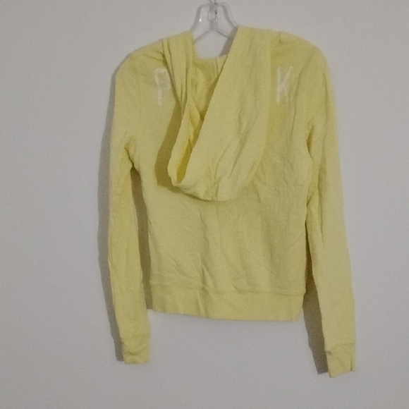 PINK Victoria's Secret Light Yellow Pullover Heart Hooded Sweatshirt Top - Picture 12 of 16
